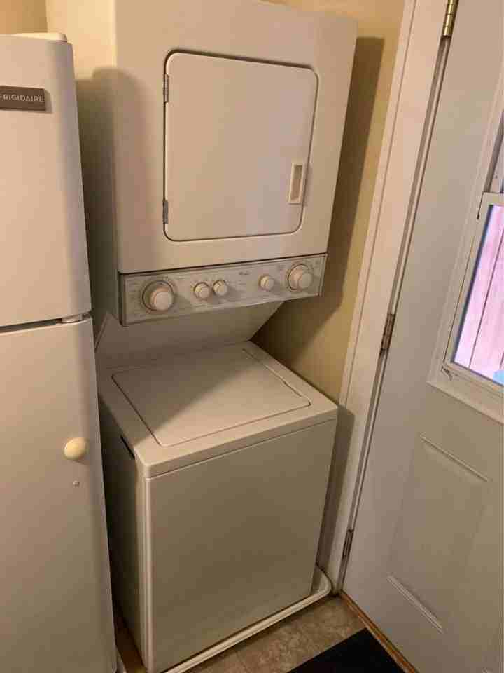 107 4th St W - Photo 2 of 11