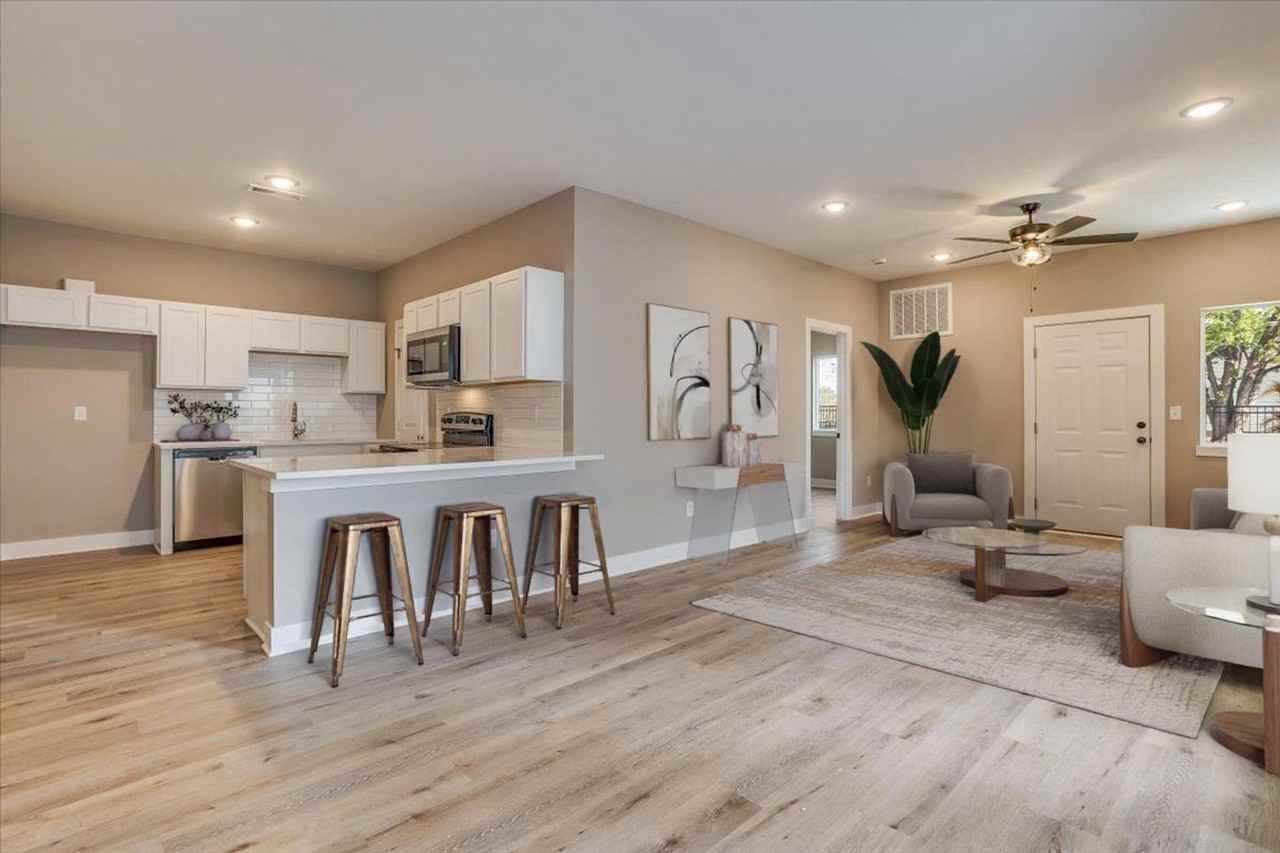 1619 S Limuel St - Photo 3 of 19