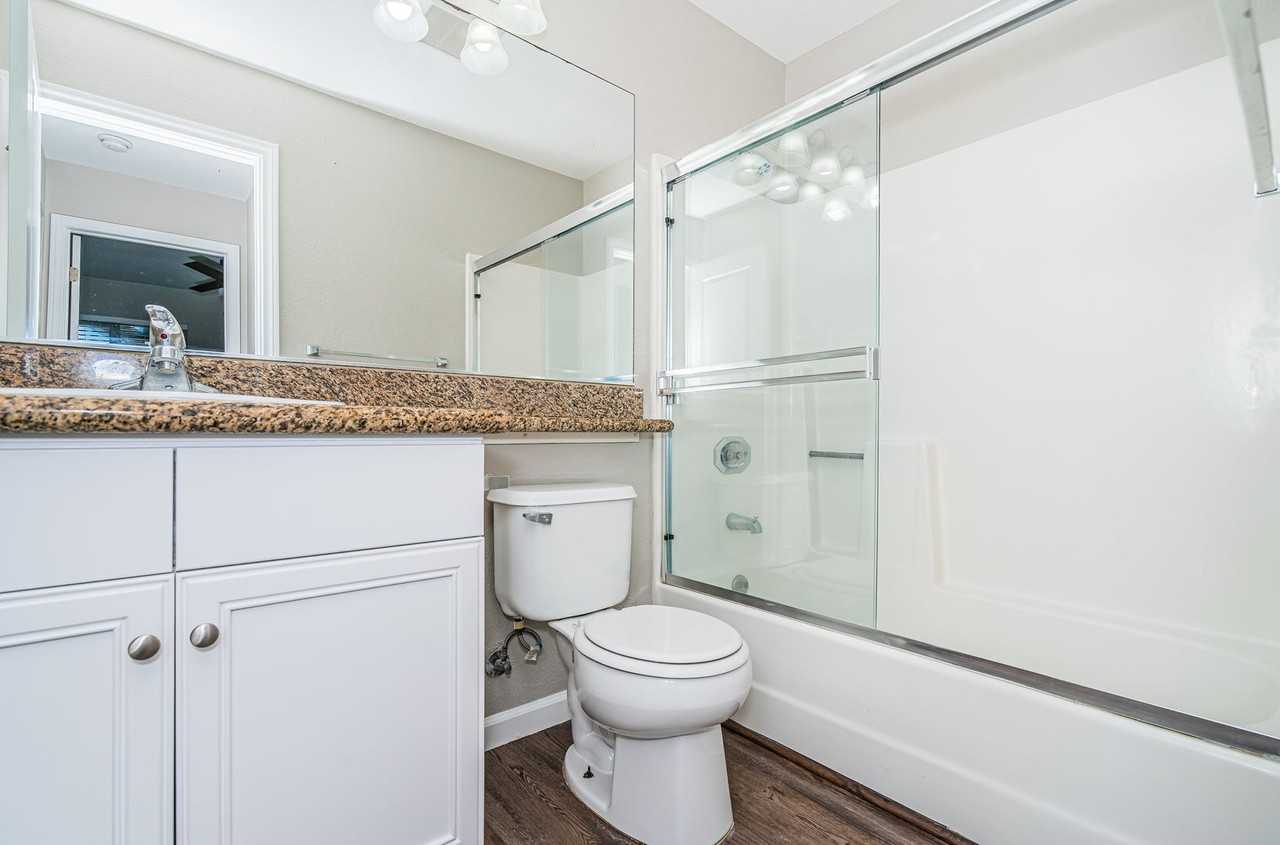 1423 Graves Ave - Photo 7 of 17