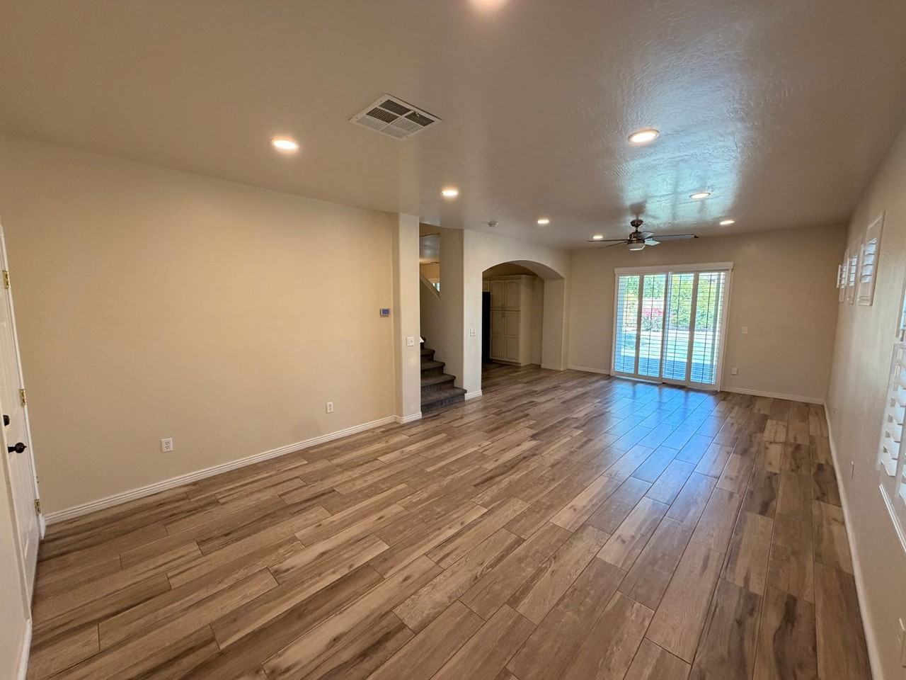 12014 W Hopi St - Photo 3 of 24