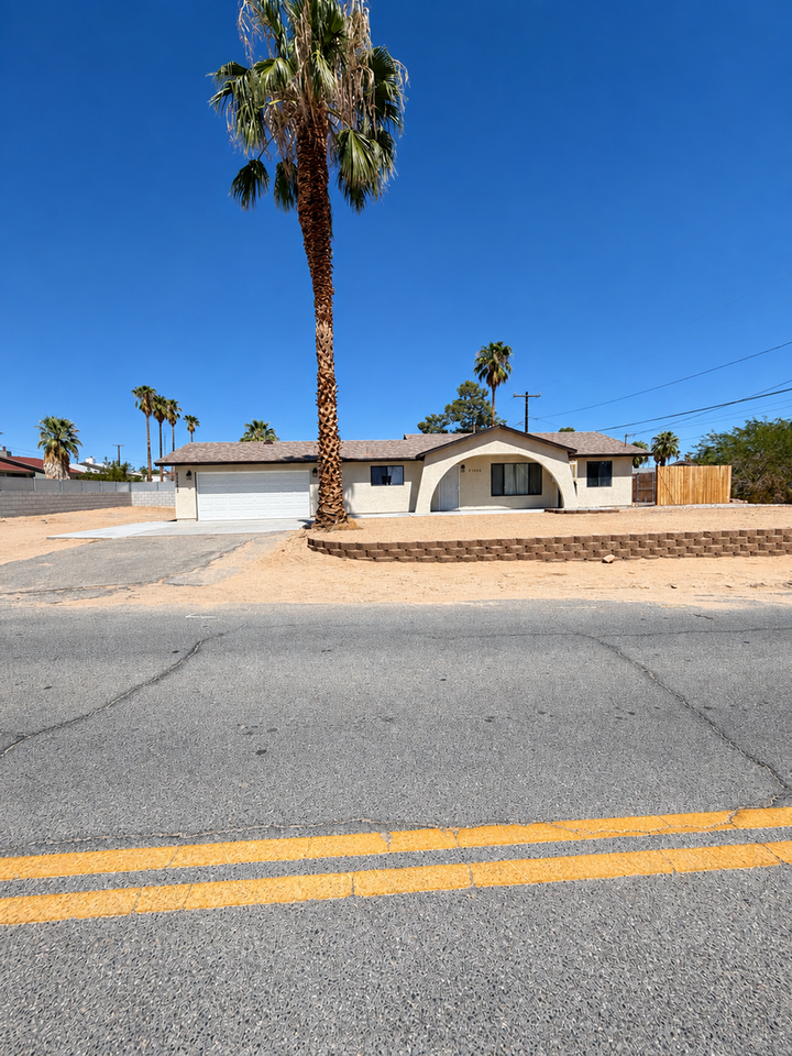 71810 El Paseo Dr - Photo 2 of 21