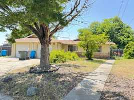 featured image of 4360 Twain Dr