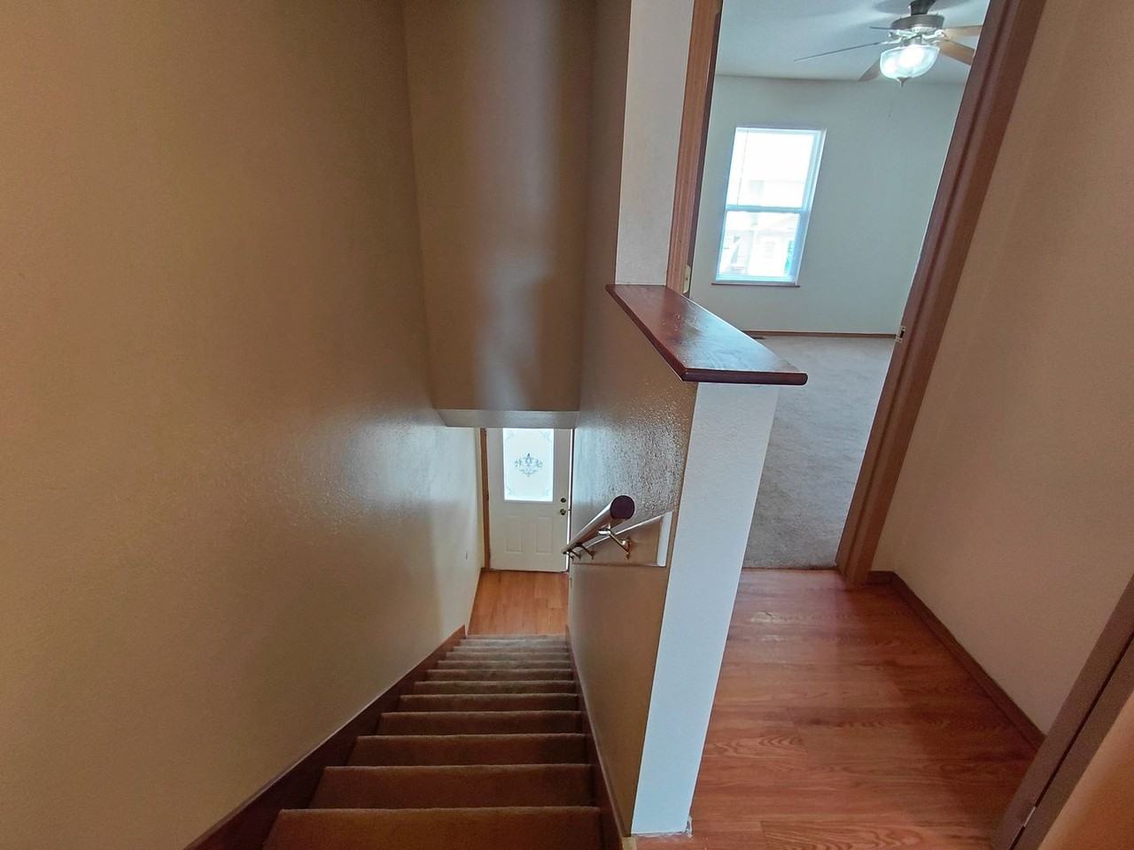 20312 Skyview Dr - Photo 4 of 13