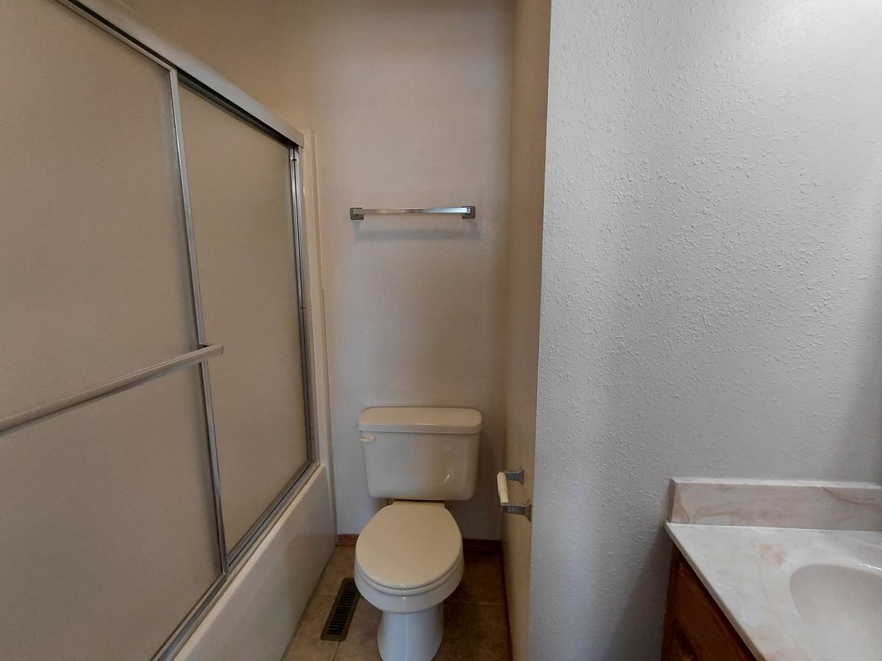 20312 Skyview Dr - Photo 6 of 13