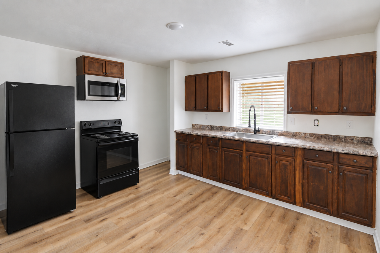 20 Neecham St - Photo 5 of 15