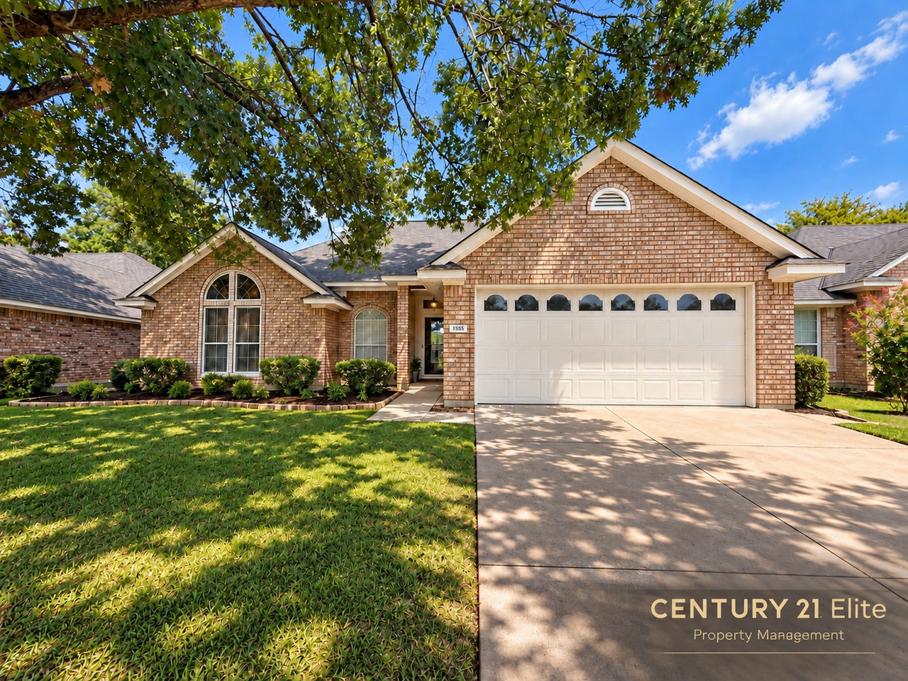 2106 Middle Creek Blvd - Photo 3 of 50