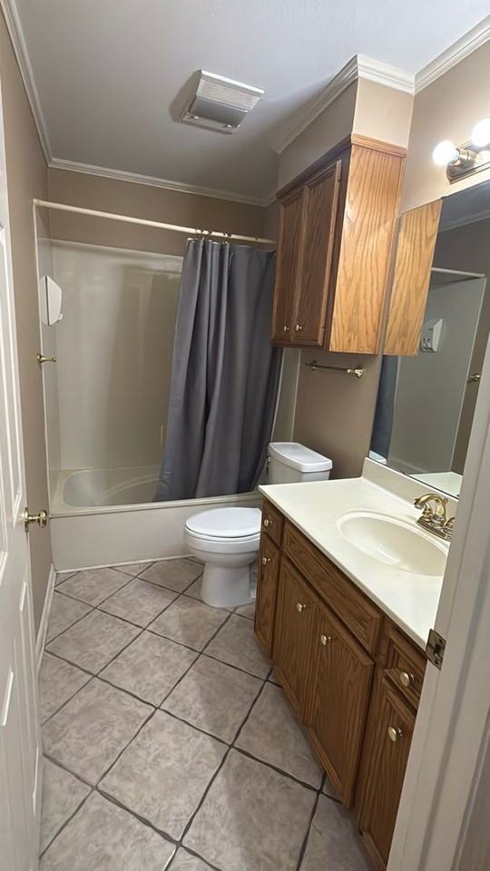 2106 Middle Creek Blvd - Photo 7 of 50