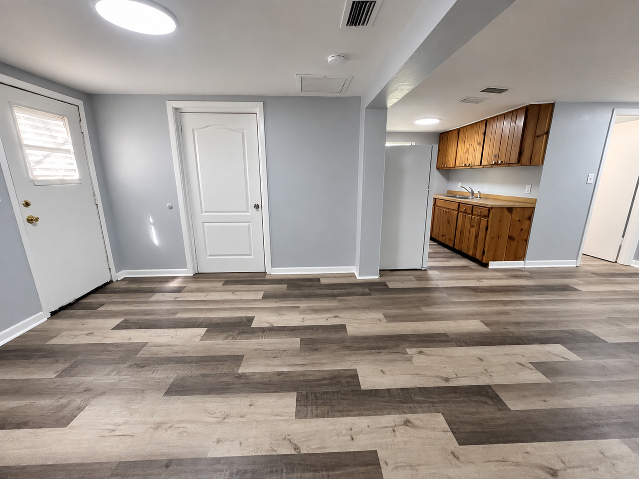 20722 Old Trilby Rd - Photo 3 of 10