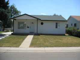 featured image of 705 E 3rd St
