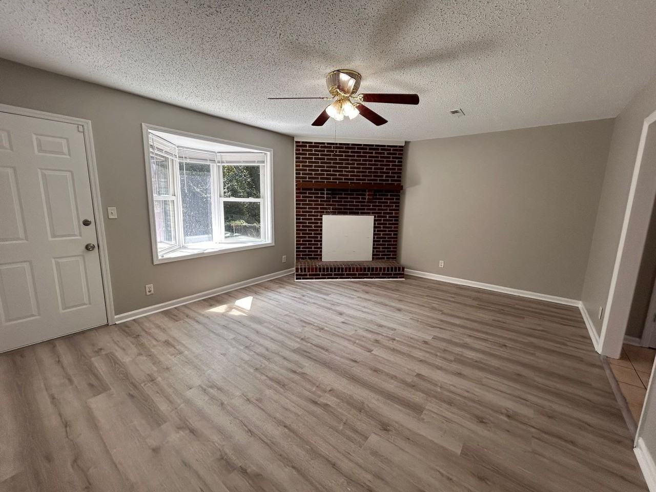 6109 Geronimo Cir Nw - Photo 2 of 10