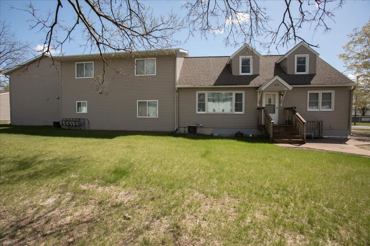 S&H Investments - 1820 8th St. E - Photo 4 of 5