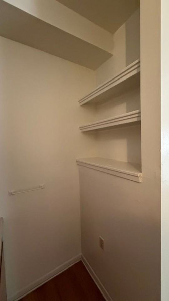 528 College Ave - Photo 6 of 13
