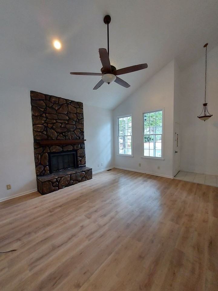 74 Westpine Ct - Photo 3 of 31