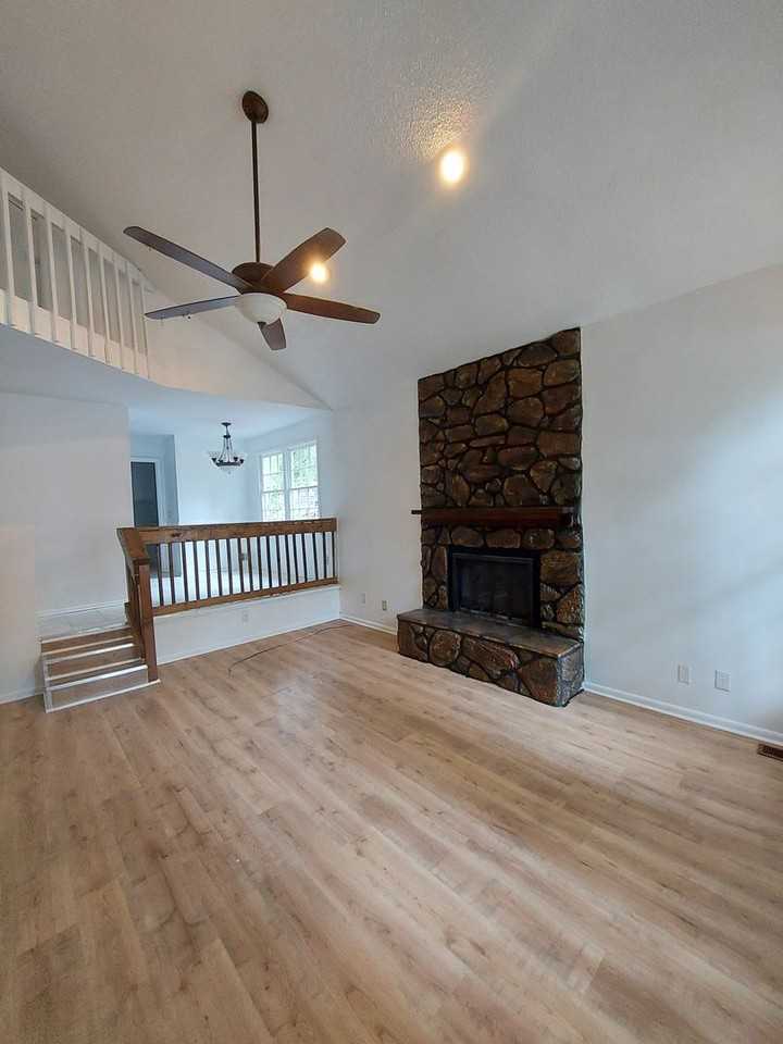74 Westpine Ct - Photo 4 of 31