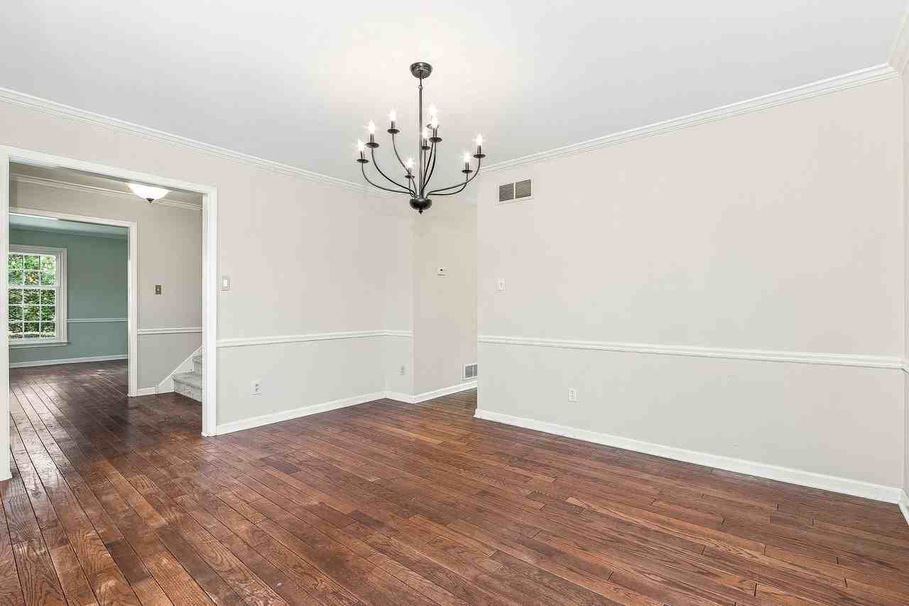 2263 Almshouse Rd - Photo 5 of 18