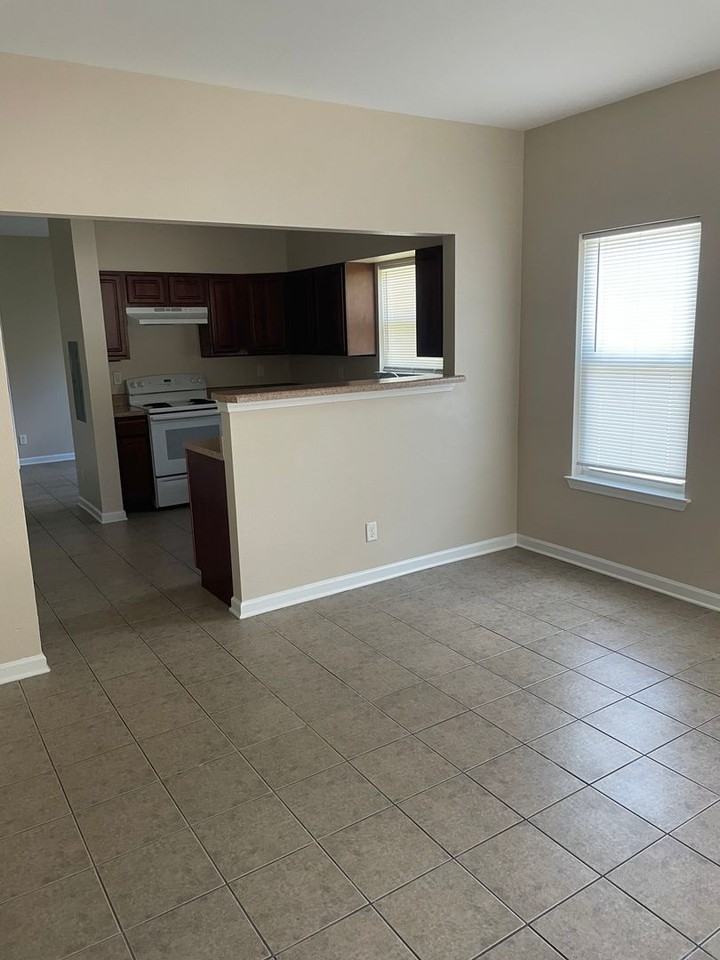 9327 Cedar Ct - Photo 2 of 9
