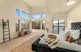 featured image of 2172 Nw 16th Ave