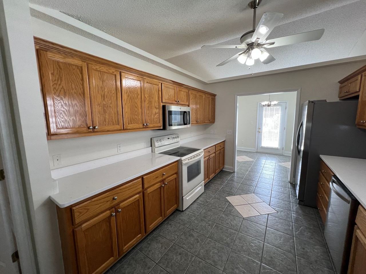 154 Regency Dr - Photo 7 of 50