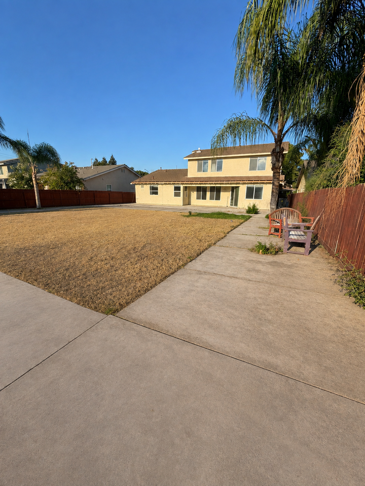 2432 S Duke Ave - Photo 2 of 41