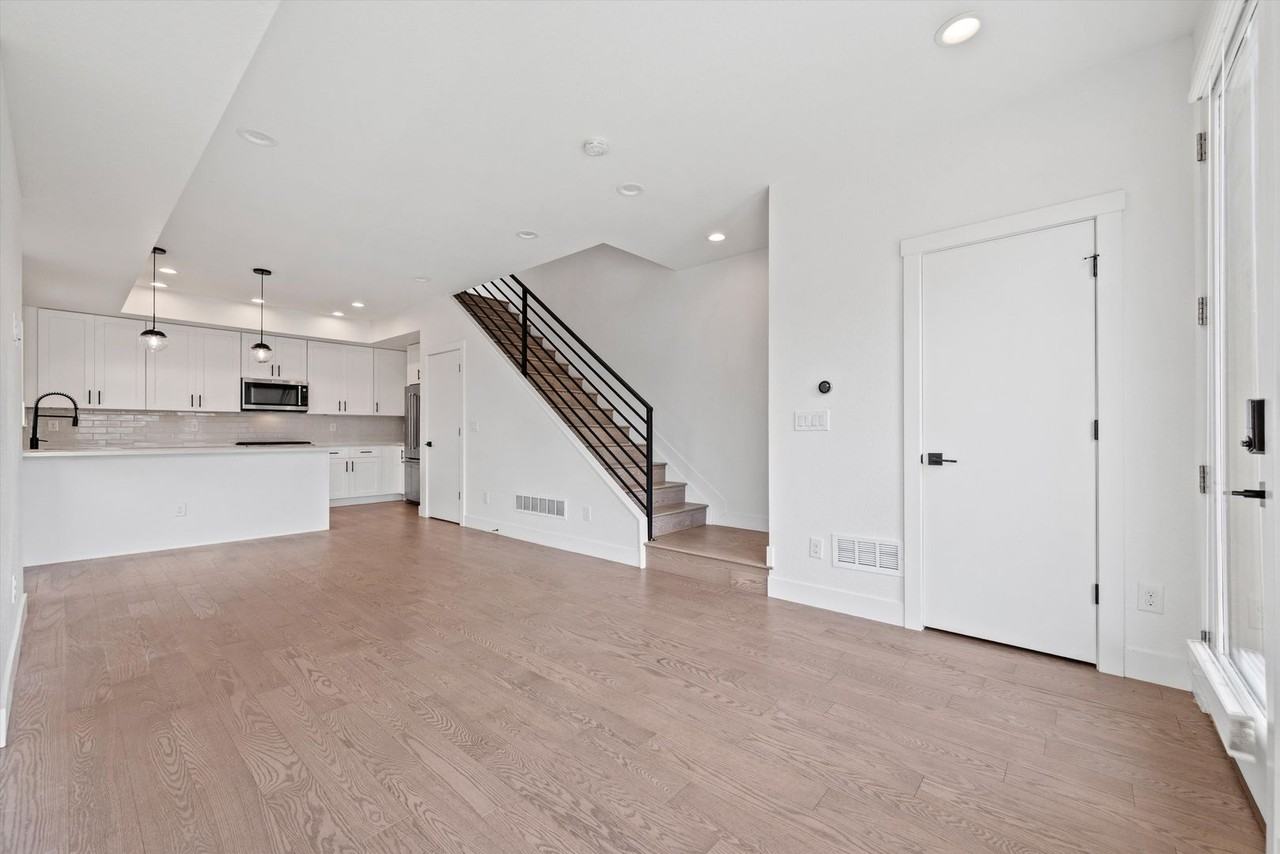 1370 Yates St - Photo 3 of 19