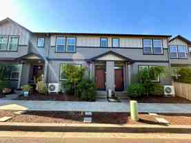 611 Ne 72nd St - Photo 1 of 1