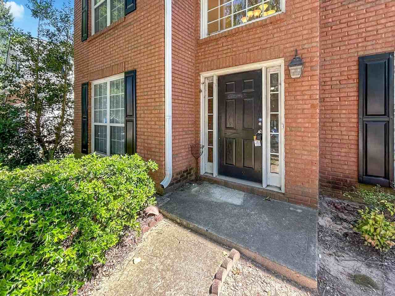 6090 Farmwood Way Se - Photo 2 of 39