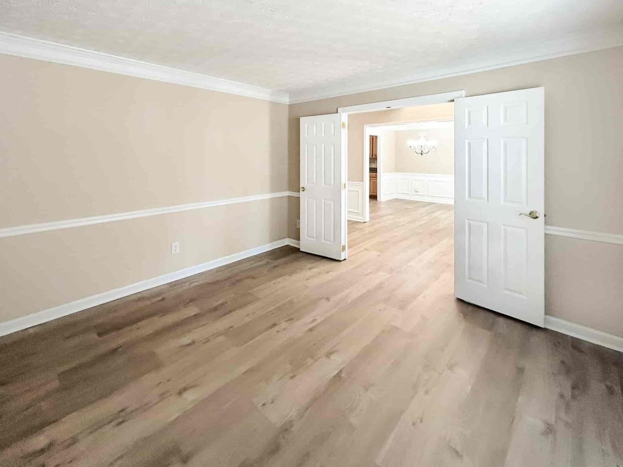 6090 Farmwood Way Se - Photo 5 of 39
