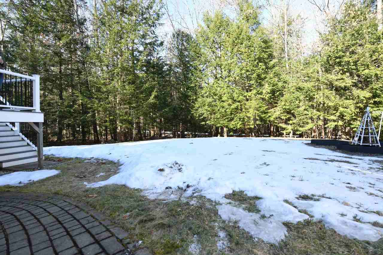15 Sabatus Ln - Photo 5 of 39