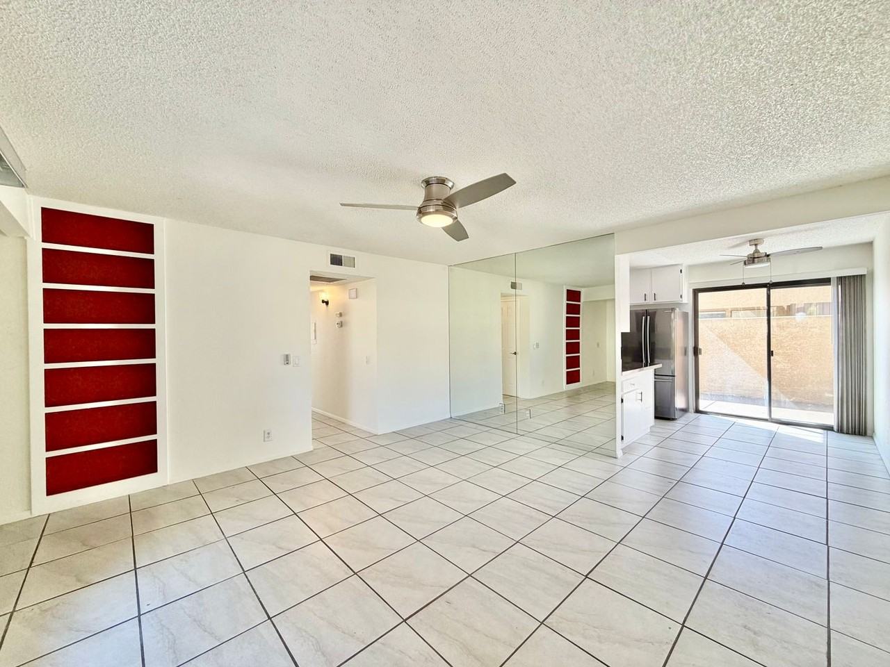 433 Bradshaw Ln - Photo 2 of 22