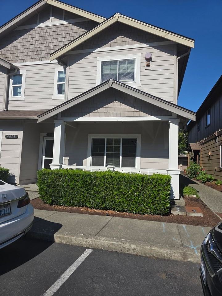 4674 Wade St #102 - Photo 2 of 18