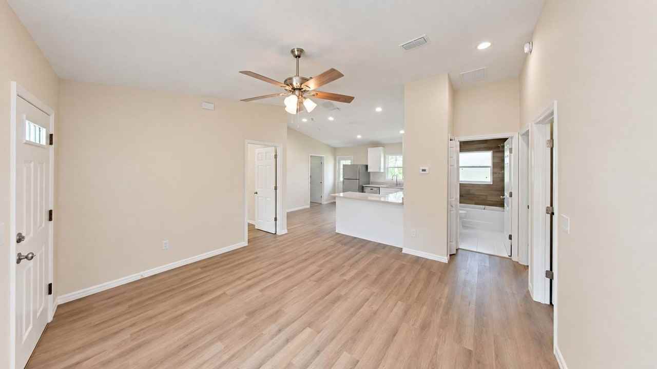 11089 Sw 108th St - Photo 3 of 18