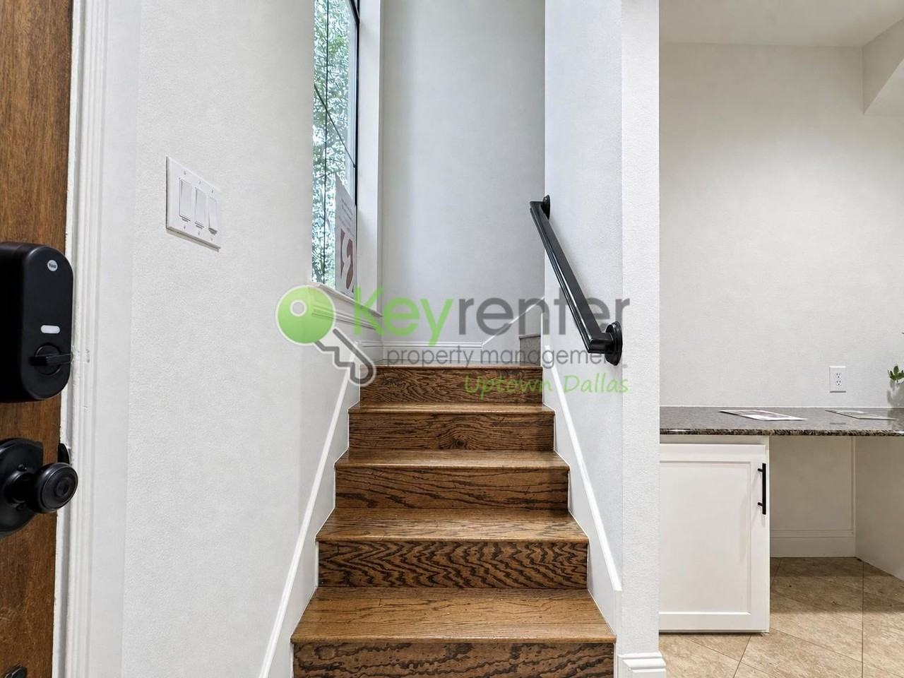 3124 Carmel St - Photo 2 of 30