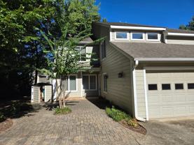 7401 Mariner Cove Dr - Photo 1 of 1