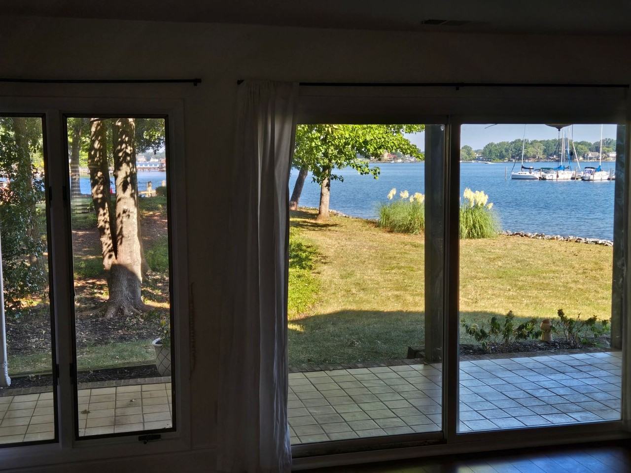 7401 Mariner Cove Dr - Photo 4 of 26