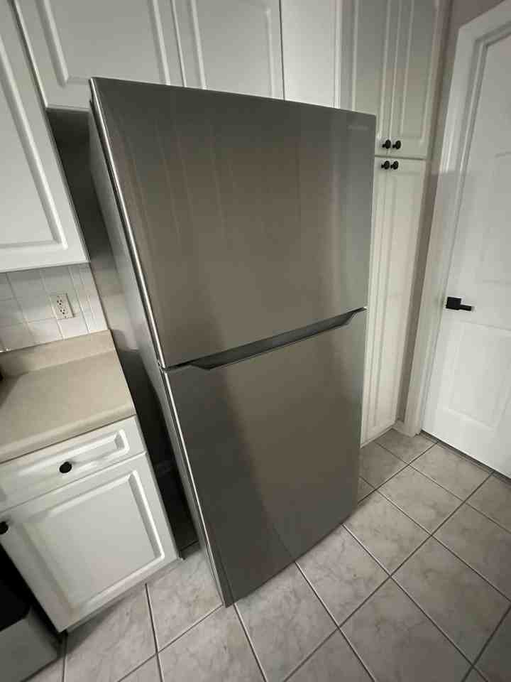 4020 Bardstown Ct - Photo 4 of 9
