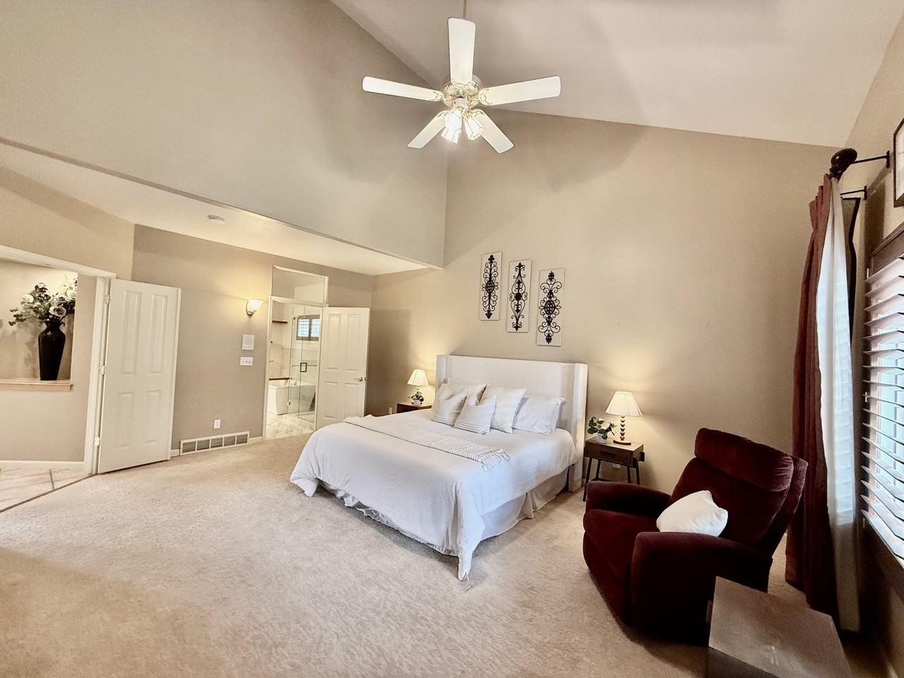 3805 Brushland Ct - Photo 7 of 47
