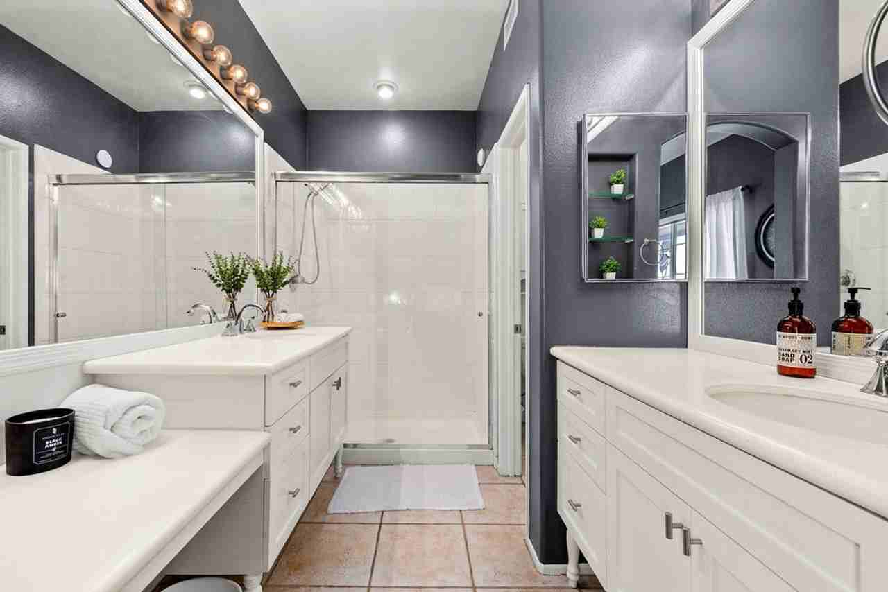 205 Montana Del Lago Dr - Photo 4 of 44