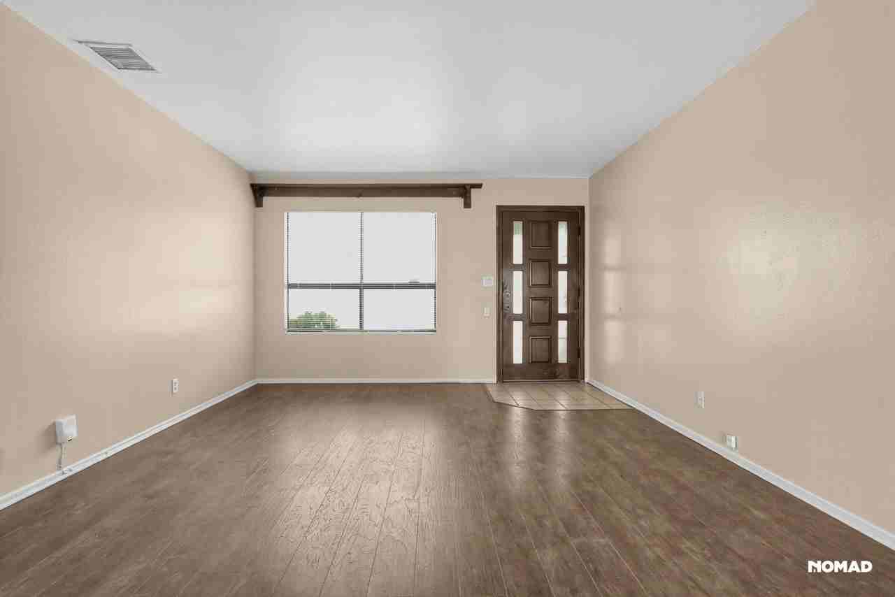 38926 Sage Tree St - Photo 3 of 22