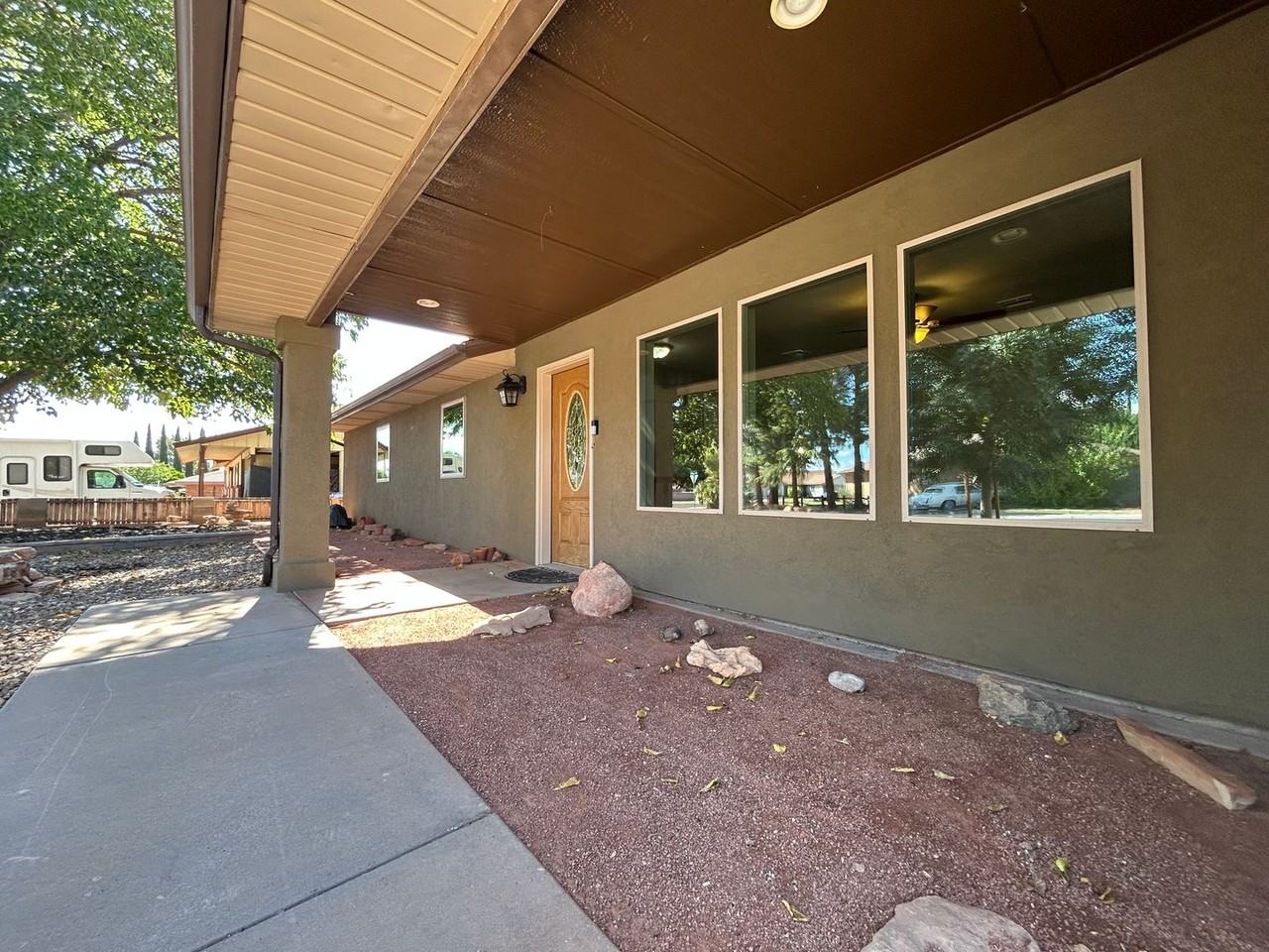 3165 Crestview Dr - Photo 3 of 43