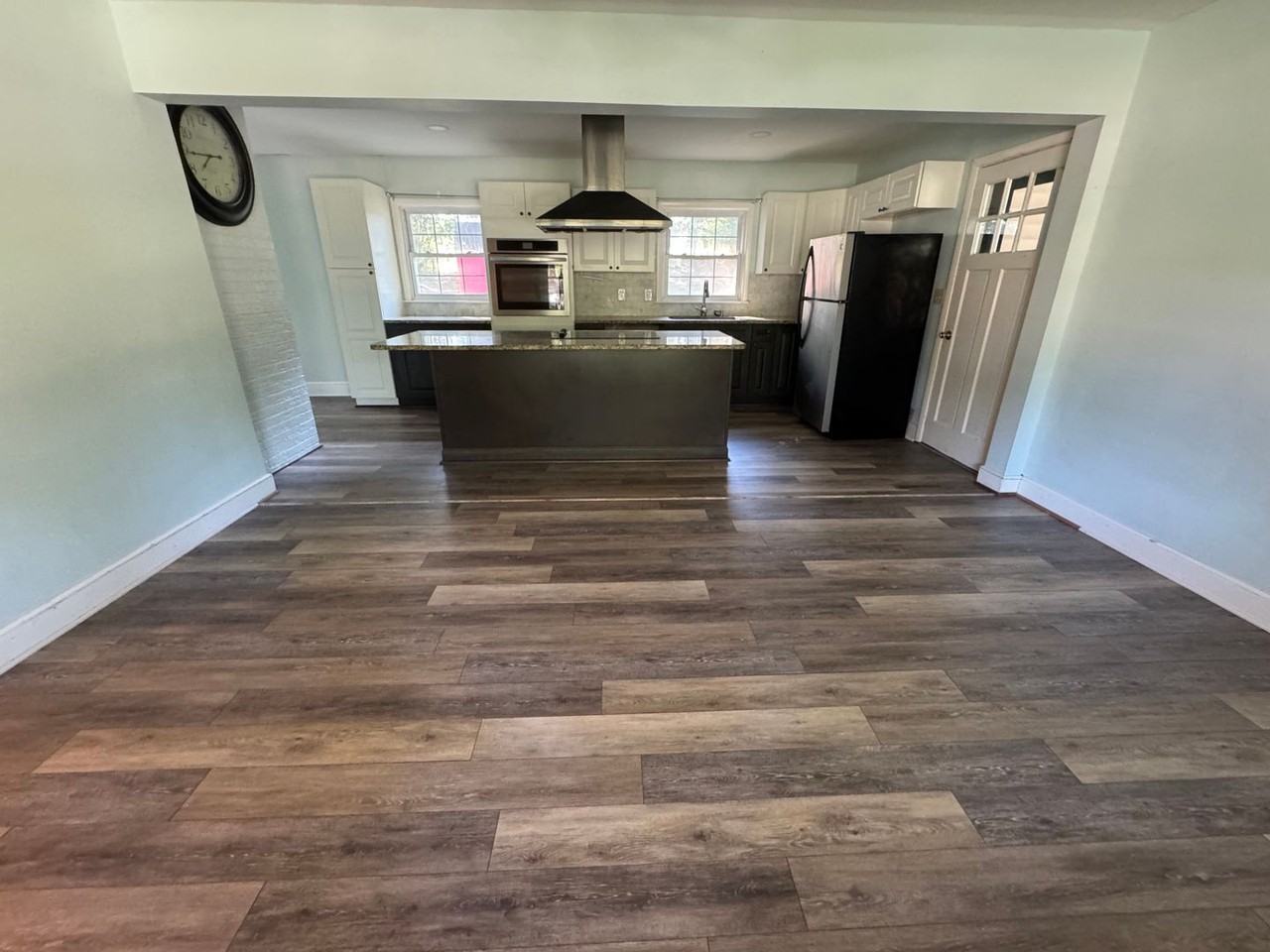 104 Kenwood Dr - Photo 6 of 35