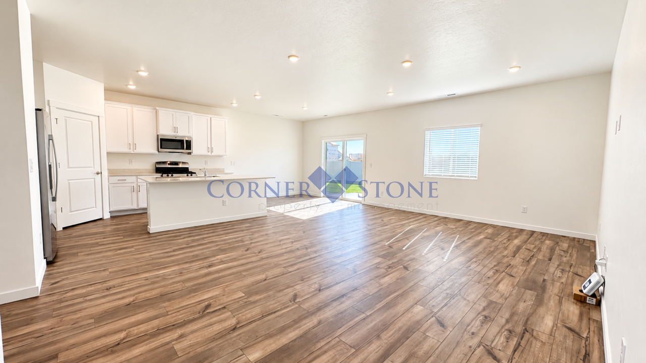 15095 Aviaticus Way - Photo 3 of 22