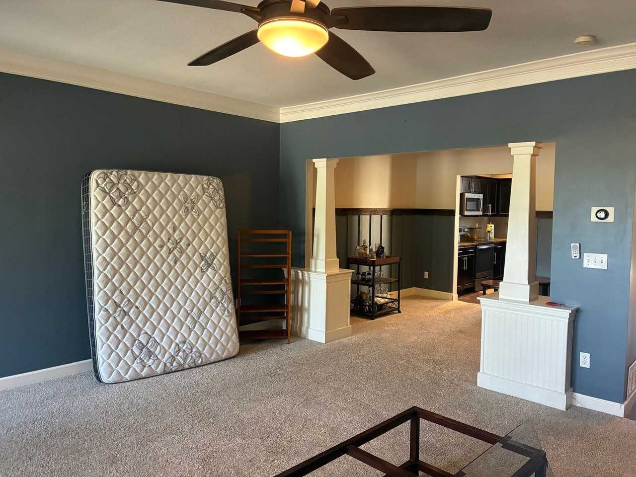 4207 Gladden Ln - Photo 5 of 33