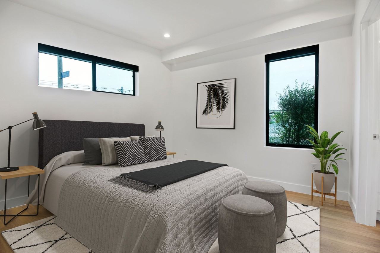 Modern 1BD & 4BD Residences in Trendy West Adams - Photo 6 of 46
