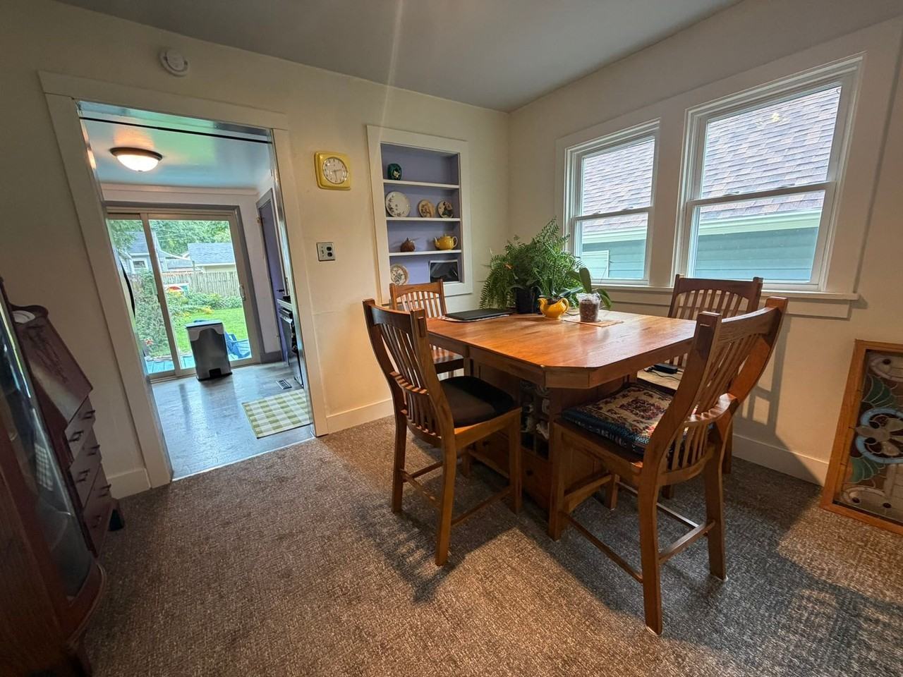 713 Dexter St - Photo 4 of 11