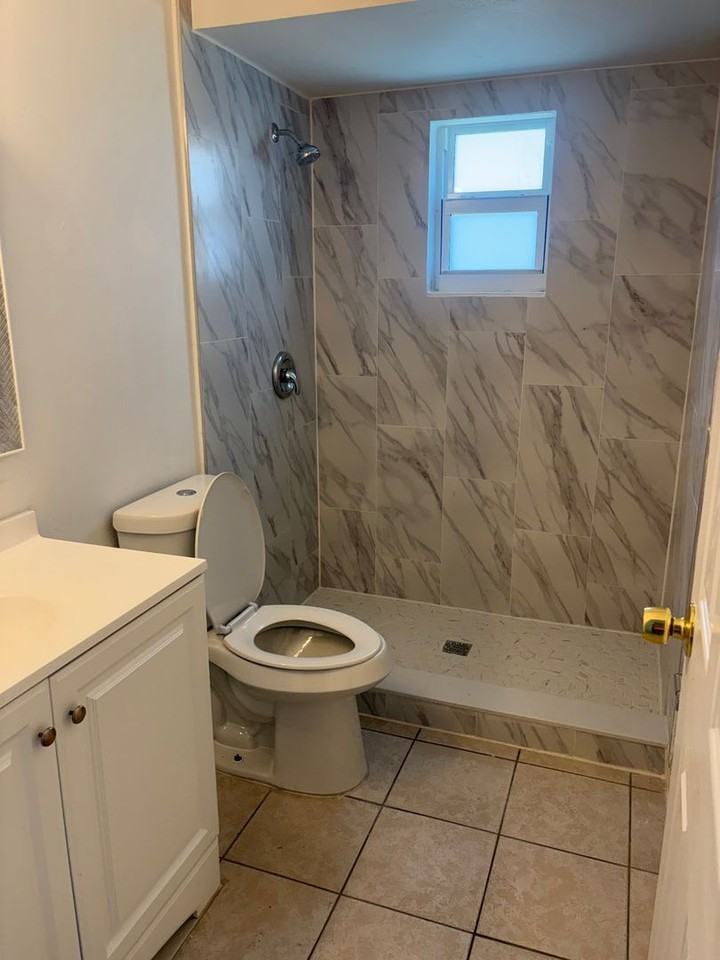919 Cape Coral Pkwy W