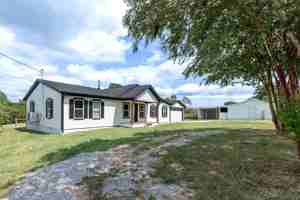 featured image of 1503A Cornersville Hwy #1