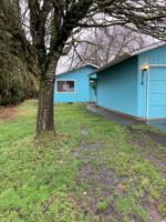 featured image of 3210 S E Ct
