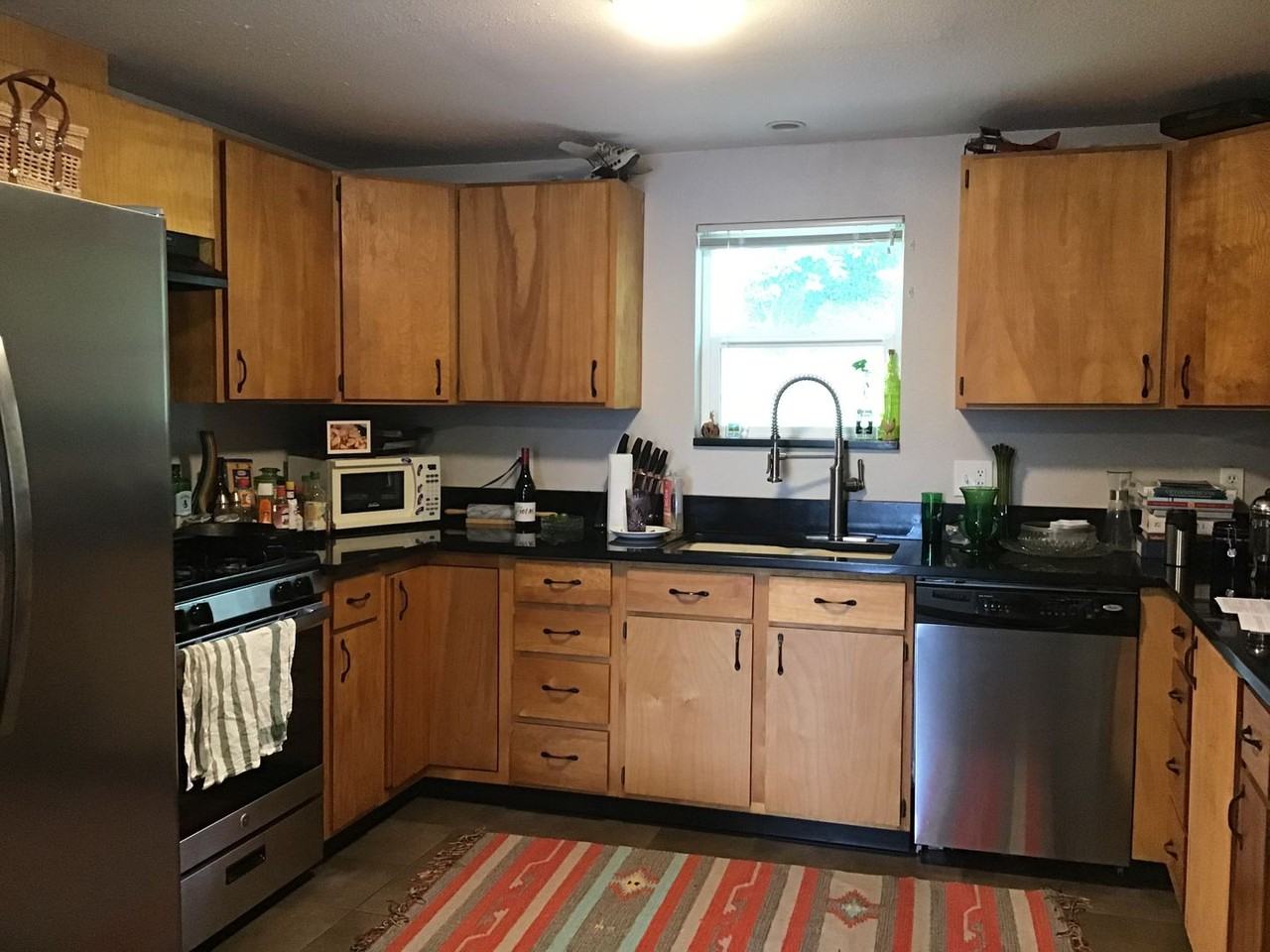 402 Quince St Ne - Photo 5 of 14
