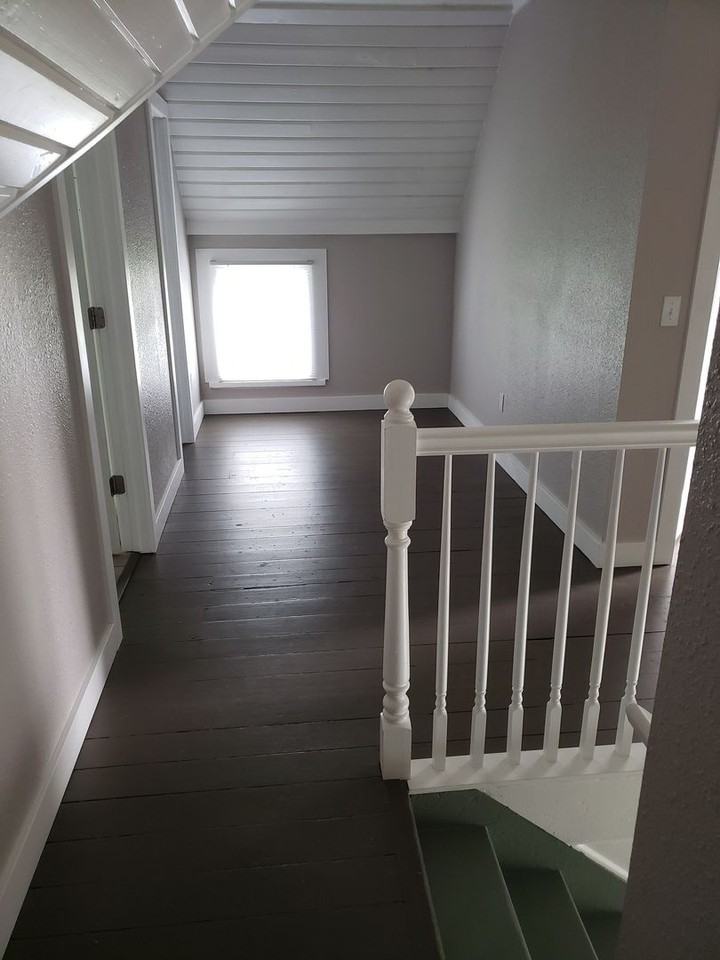 402 Quince St Ne - Photo 7 of 14
