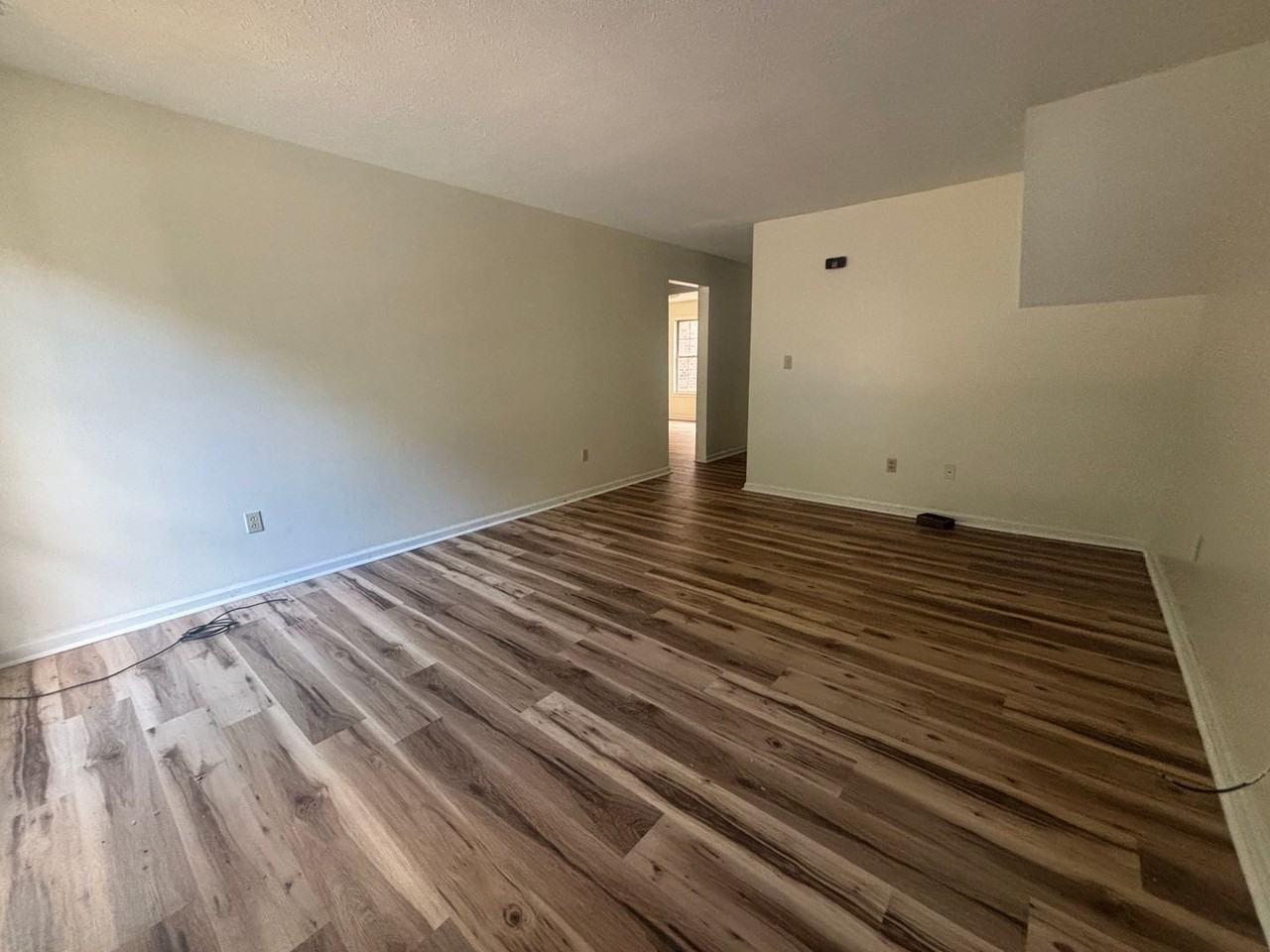 105 Lovely Mount Dr Apt C - Photo 2 of 6